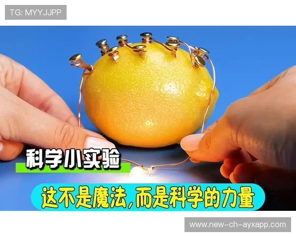 半场外脚背弧线球命中死角引发热搜，突破极限的神奇瞬间