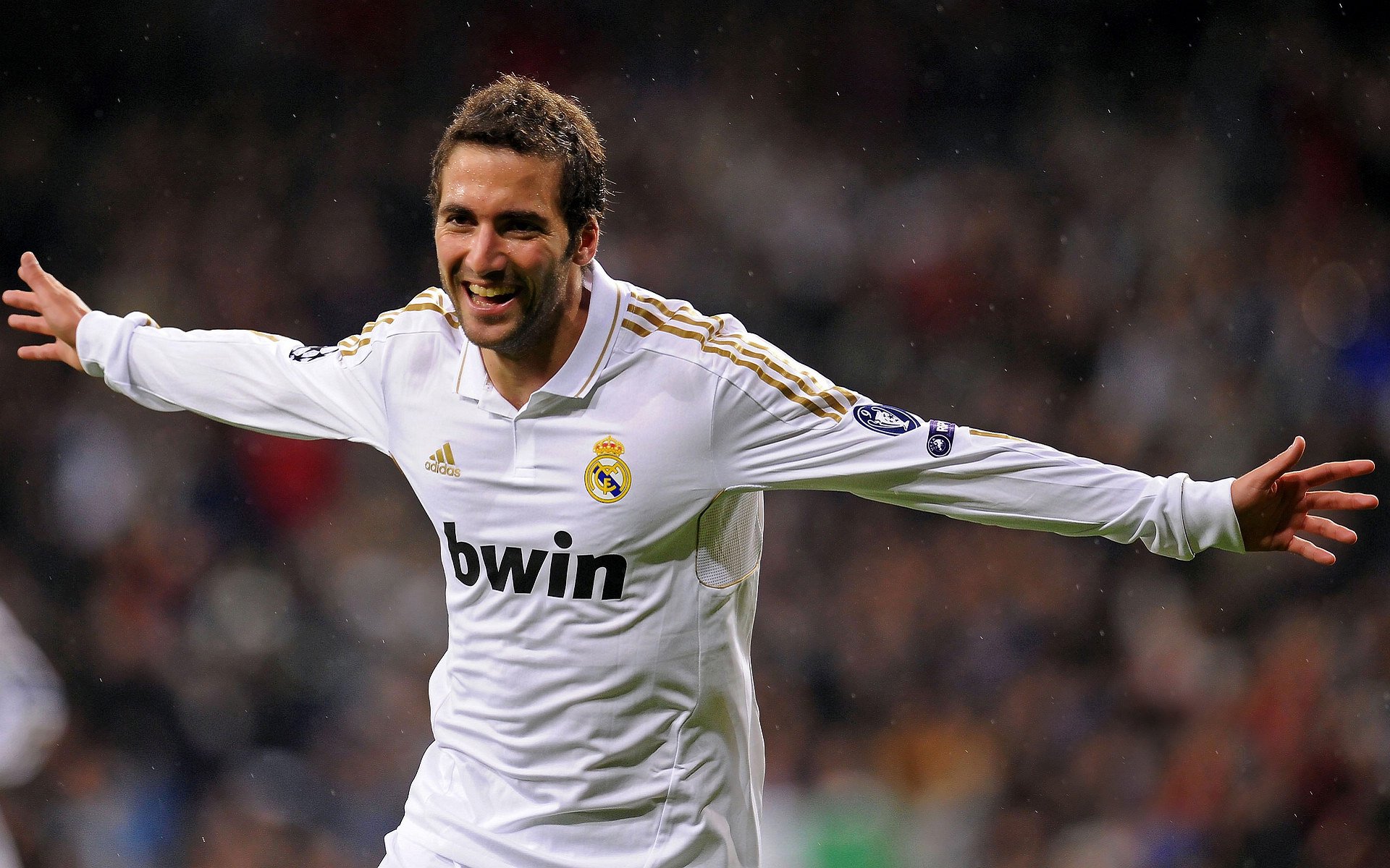 世界杯欧洲区预选赛：意大利换代后状态仍不稳定 主帅尝试多套阵型